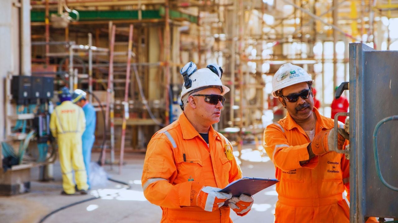 Carreras en Qatar Energy: Cómo postularte con éxito y aumentar tus posibilidades de ser contratado