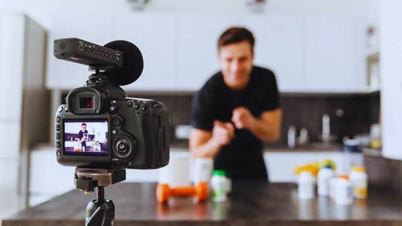 Careers at YouTube: Discover Lucrative Online Income Streams and Program Opportunities